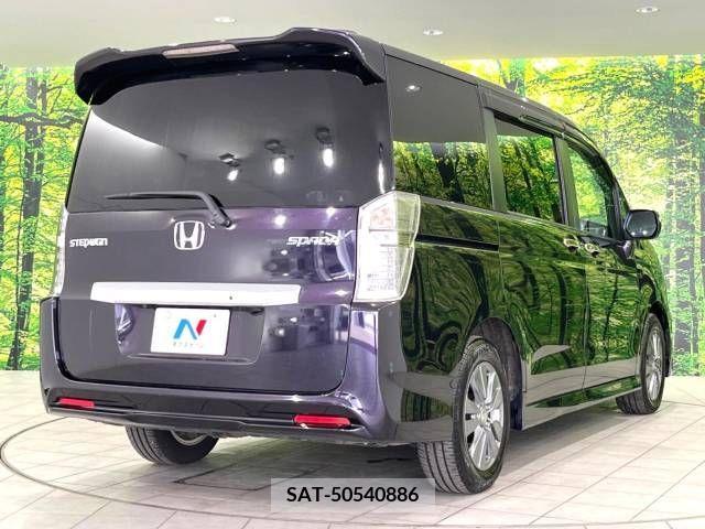 Honda e 2013-10 385641-17