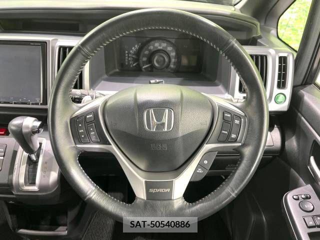 Honda e 2013-10 385641-11