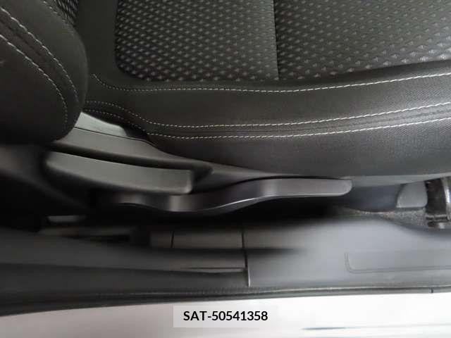 Mitsubishi OUTLANDER 2018-02 303333-19