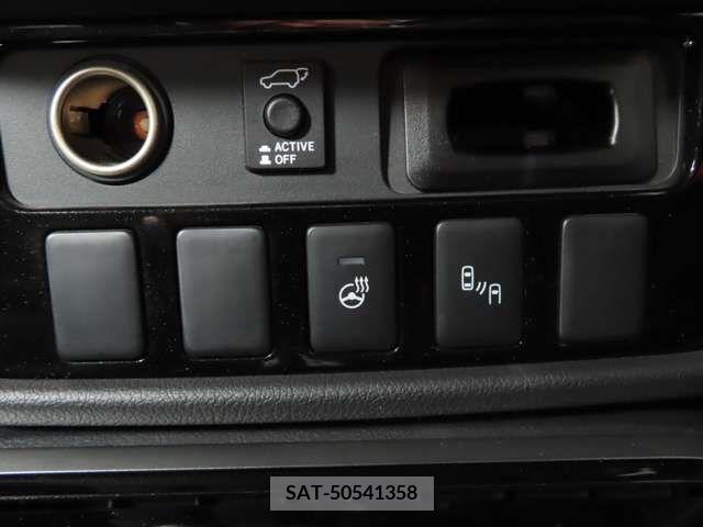 Mitsubishi OUTLANDER 2018-02 303333-17