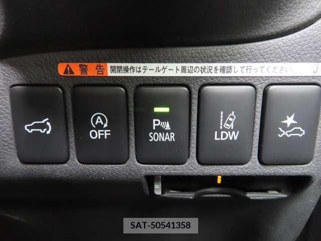 Mitsubishi OUTLANDER 2018-02 303333-16