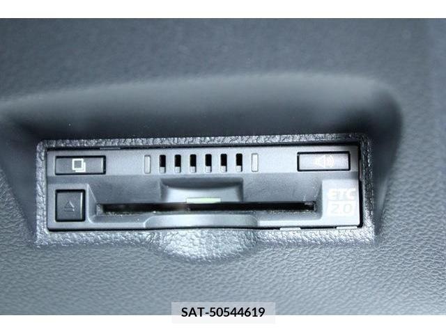Toyota PRIUS 2019-10 366664-4