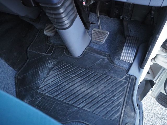 Mitsubishi CANTER 2015-08 19502-18