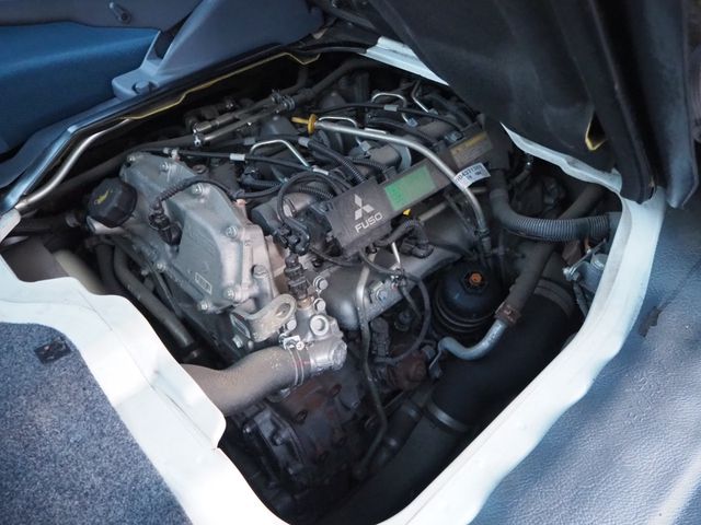 Mitsubishi CANTER 2015-08 19502-21