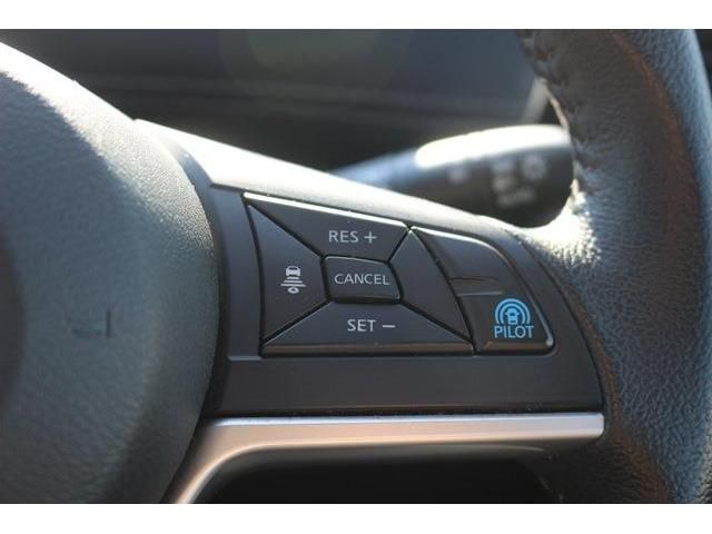 Nissan SERENA 2018-05 4821-14
