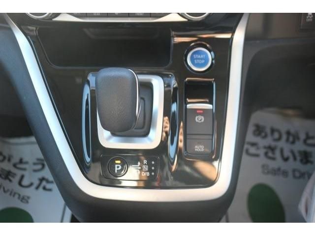 Nissan SERENA 2018-05 4821-17
