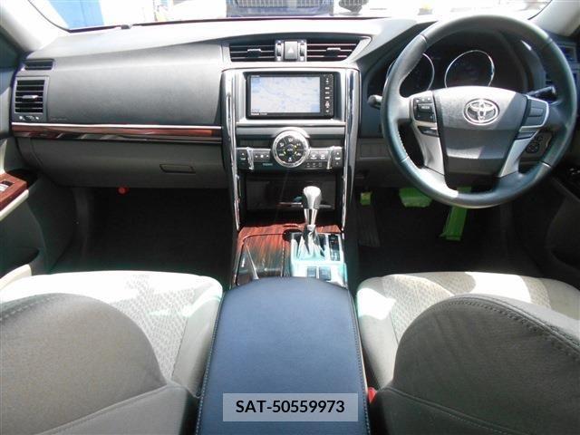 Toyota MARK X 2012-02 238986-8