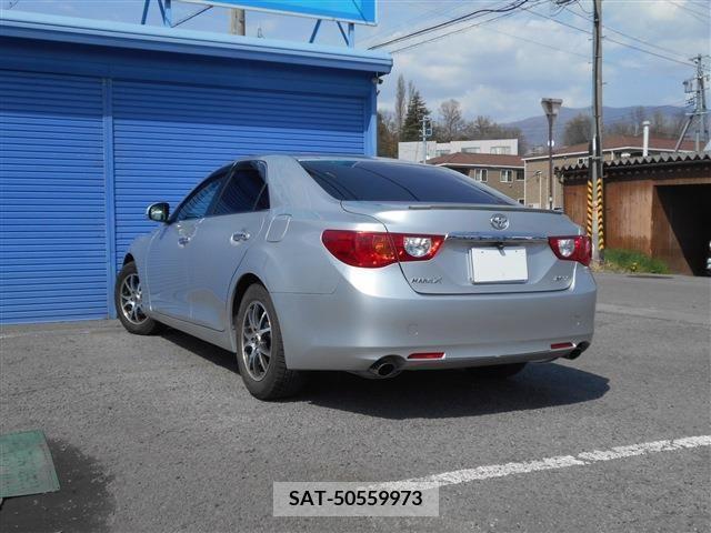 Toyota MARK X 2012-02 238986-5