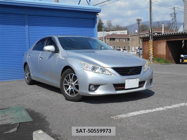 Toyota MARK X 2012-02 238986-2