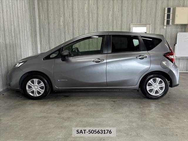 Nissan NOTE 2017-05 305373-11