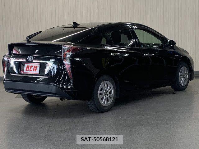 Toyota PRIUS 2016-09 384493-2