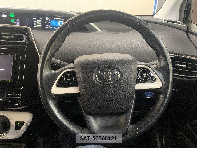 Toyota PRIUS 2016-09 384493-13