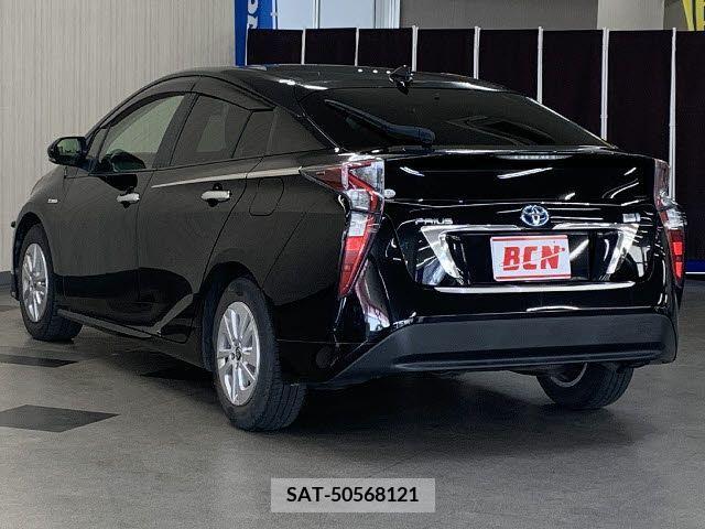 Toyota PRIUS 2016-09 384493-8