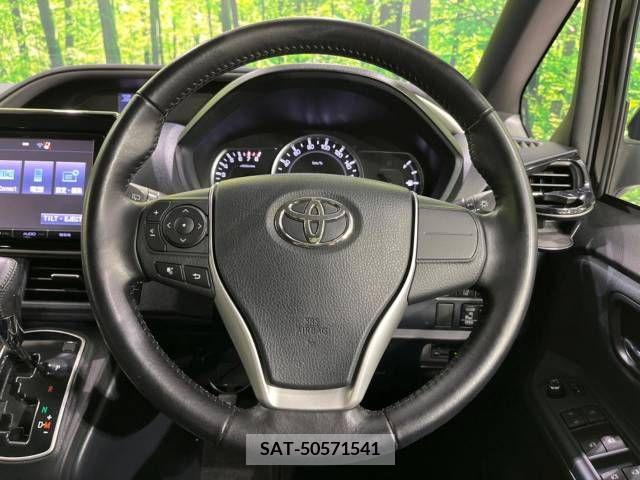 Toyota VOXY 2016-06 338340-12