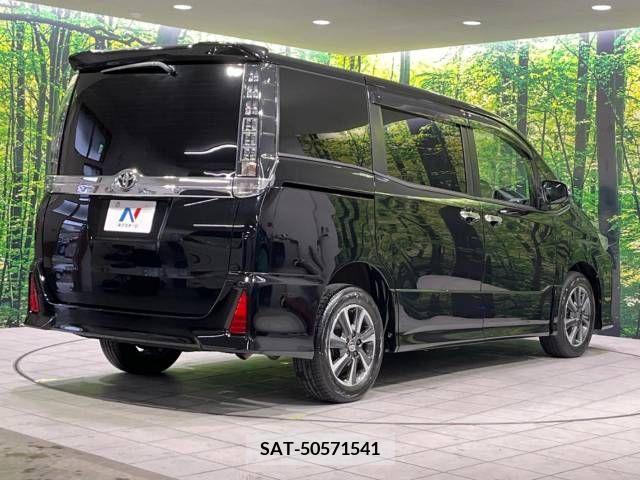 Toyota VOXY 2016-06 338340-18