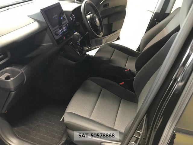 Toyota SIENTA 2022-10 298348-8