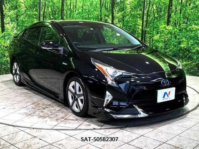 Toyota PRIUS 2017-06 331215-18