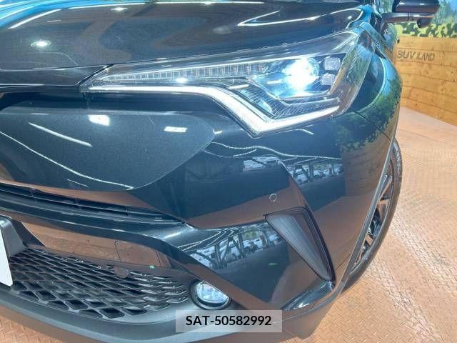 Toyota C-HR 2019-01 264079-12