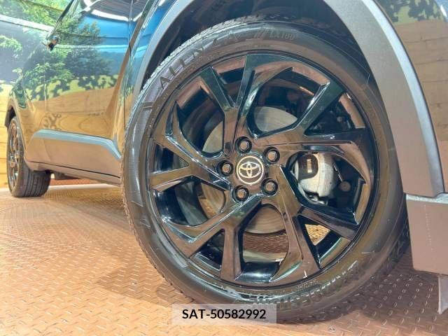 Toyota C-HR 2019-01 264079-13