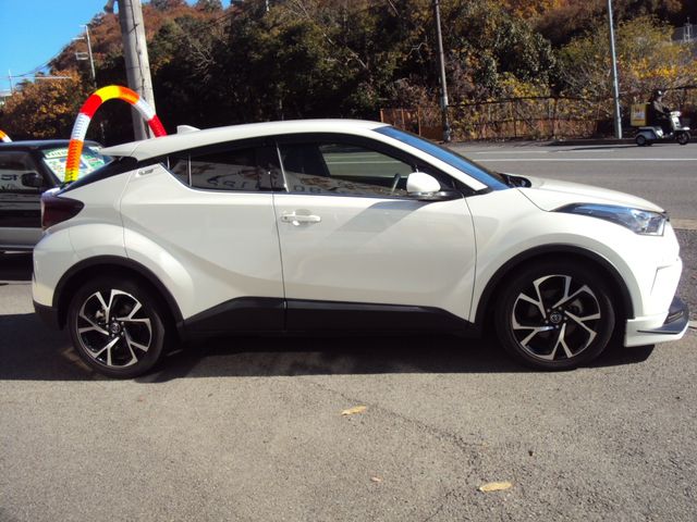 Toyota C-HR 2019-01 190307-3