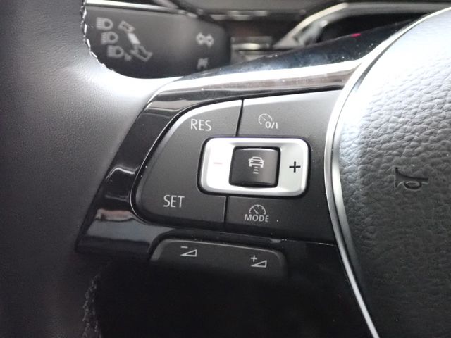VolksWagen POLO 2018-12 184710-17