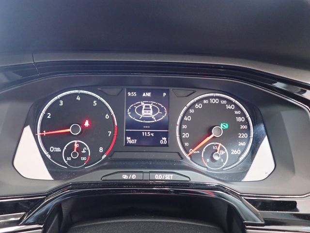 VolksWagen POLO 2018-12 184710-15
