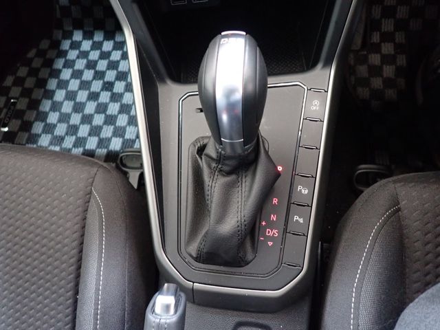 VolksWagen POLO 2018-12 184710-20