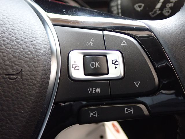 VolksWagen POLO 2018-12 184710-18