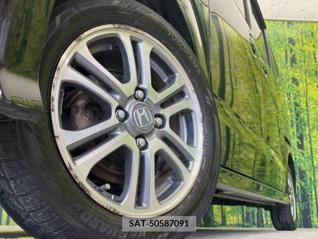 Honda N BOX CUSTOM 2016-02 345815-13