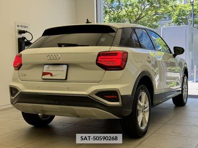 Audi Q2 2024-01 384871-1