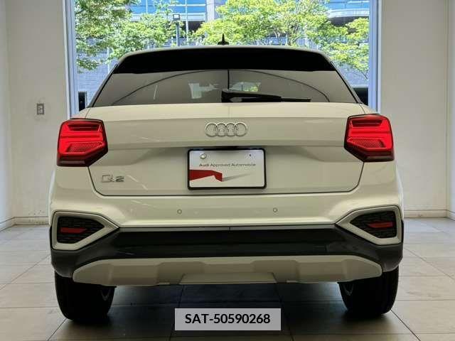 Audi Q2 2024-01 384871-3