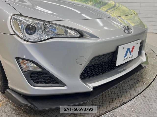Toyota 86 2014-03 338028-4