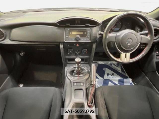 Toyota 86 2014-03 338028-1