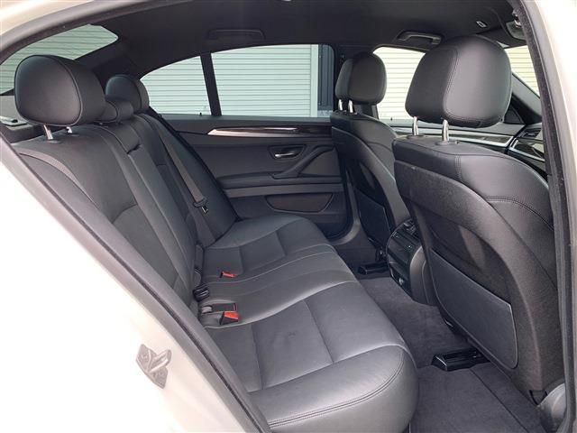 Bmw 5 SERIES 2017-02 3799-8