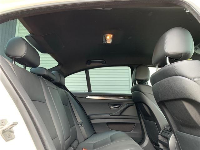 Bmw 5 SERIES 2017-02 3799-12