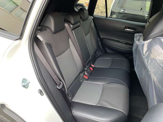 Toyota COROLLA CROSS 2023-10 188140-9