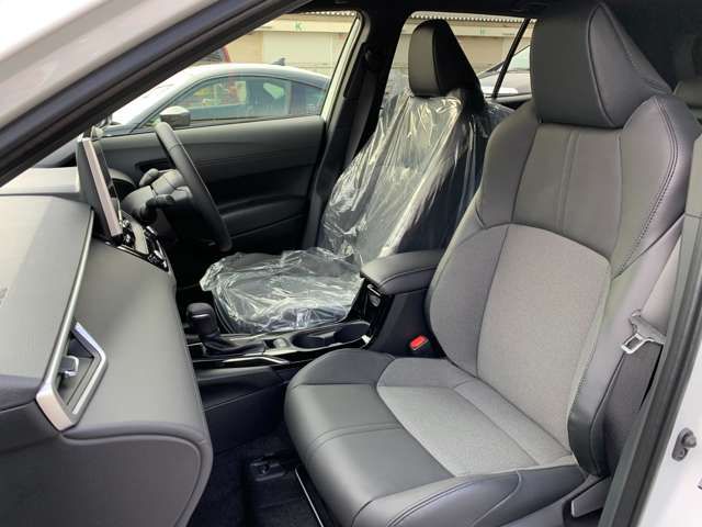 Toyota COROLLA CROSS 2023-10 188140-8
