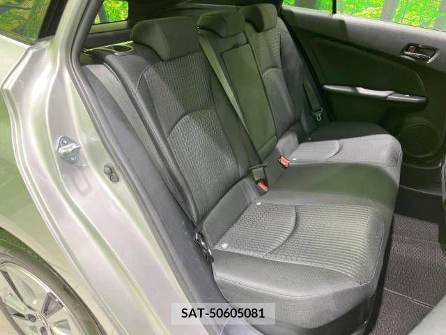 Toyota PRIUS 2017-02 322654-9