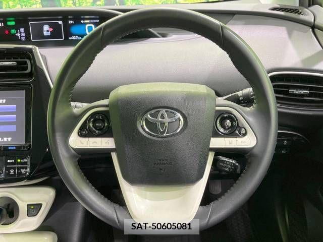 Toyota PRIUS 2017-02 322654-11