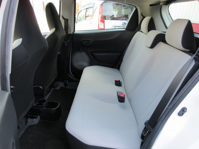 Toyota VITZ 2012-10 189228-12