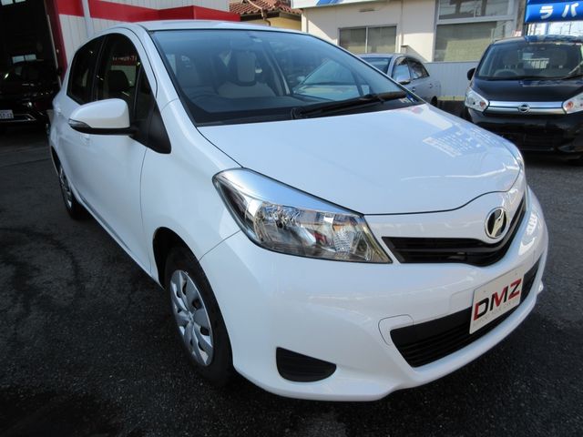 Toyota VITZ 2012-10 189228-1