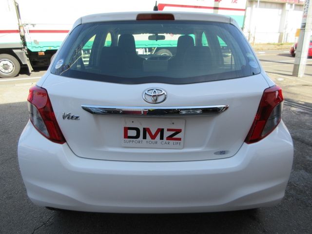 Toyota VITZ 2012-10 189228-3