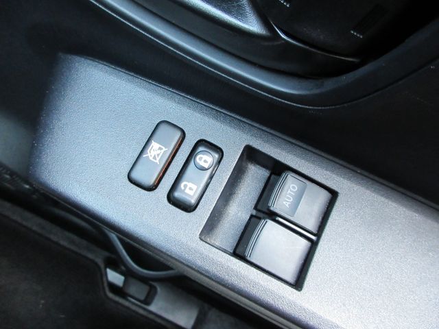 Toyota VITZ 2012-10 189228-26