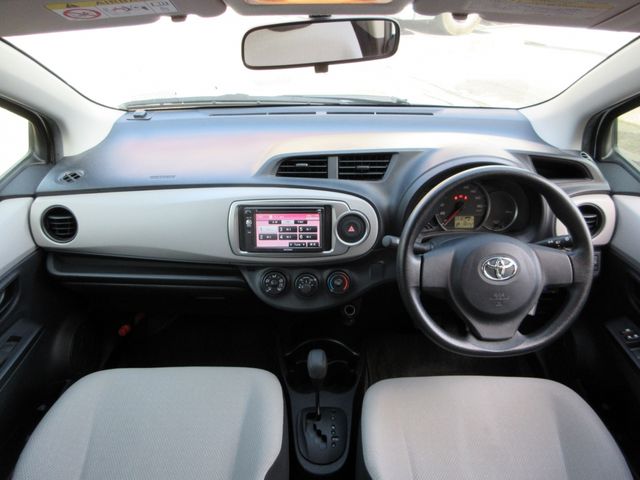 Toyota VITZ 2012-10 189228-15