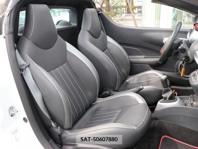 Renault WIND 2011-06 283163-10