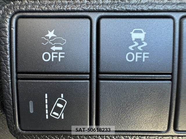 Honda CIVIC 2019-10 348955-21