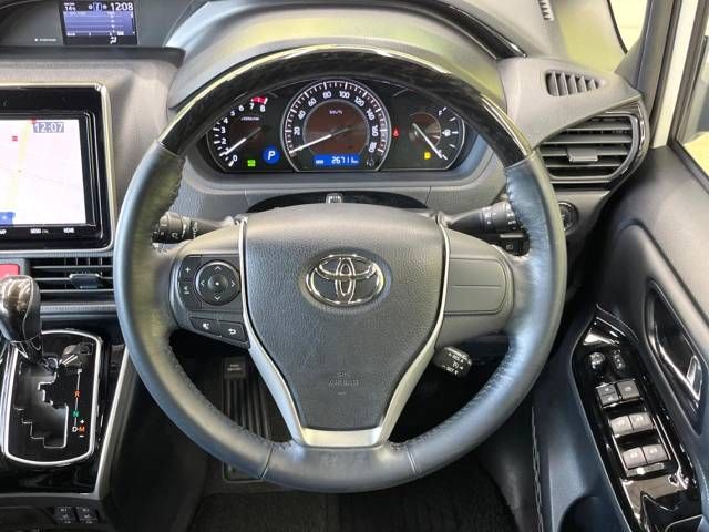 Toyota ESQUIRE 2018-10 184965-12