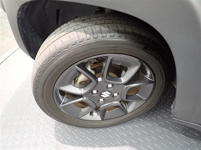 Suzuki X BEE 2021-12 190148-29