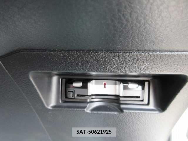 Toyota VITZ 2018-03 378898-8