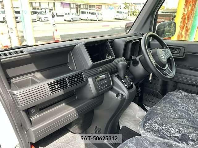 Honda N-VAN 2023-09 280627-3